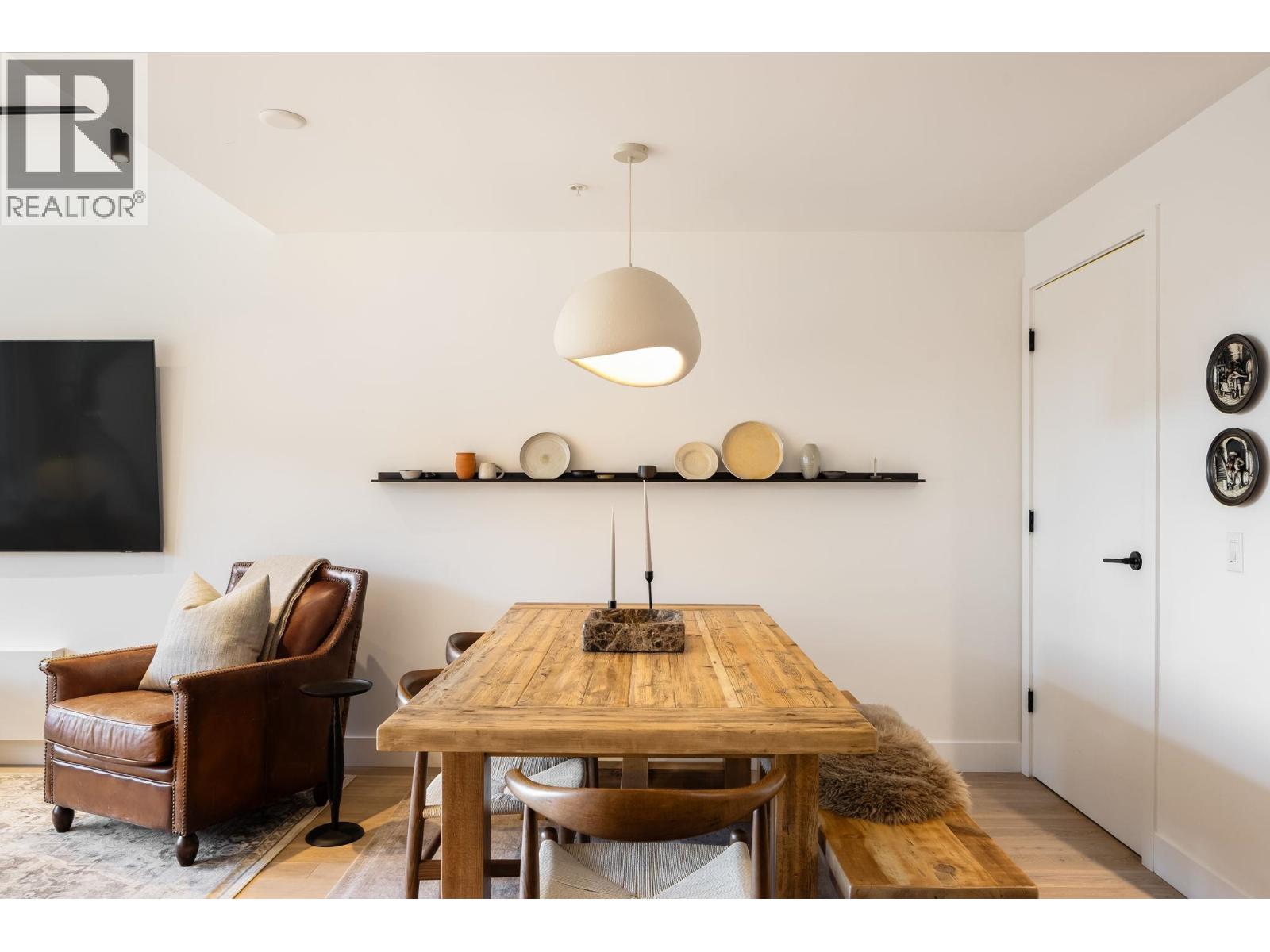 3914 Dumfries Street, Vancouver, British Columbia V5N 0J1 - Photo 6 - R3084919