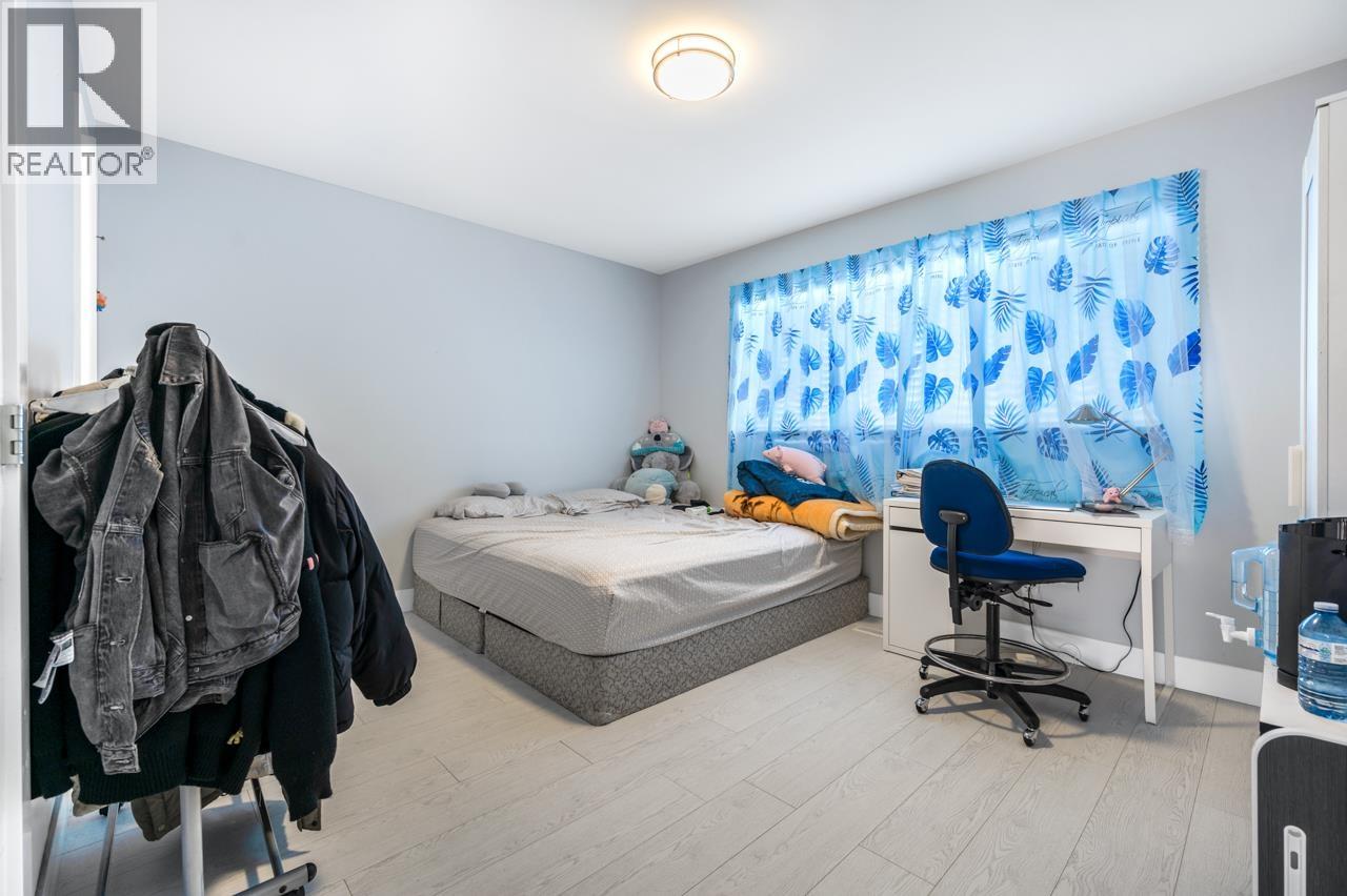 2236 E 34th Avenue, Vancouver, British Columbia V5P 1B1 - Photo 9 - R3084907