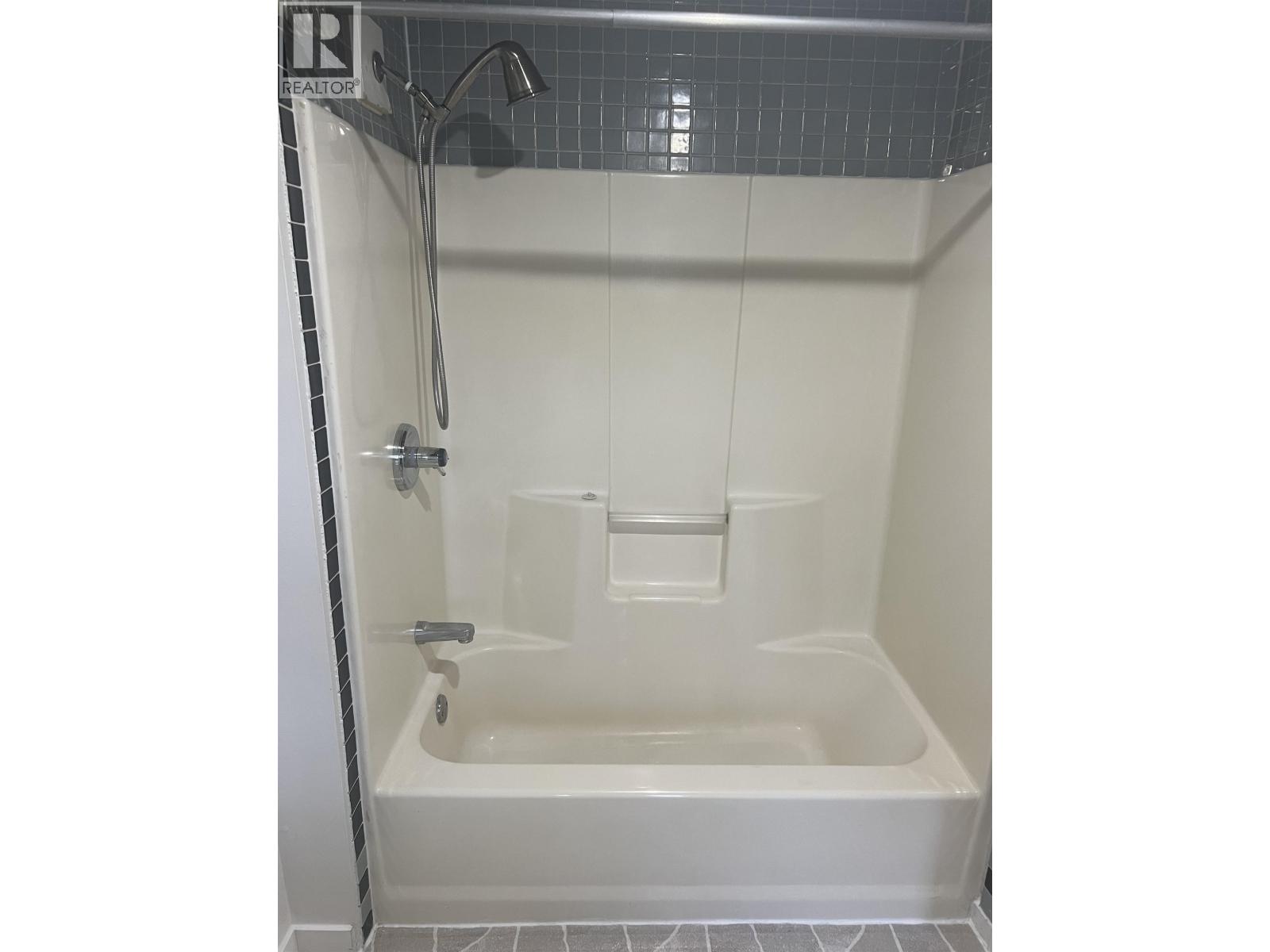 716/718 Hillcrest Road, Gibsons, British Columbia  V0N 1V9 - Photo 28 - R3084914