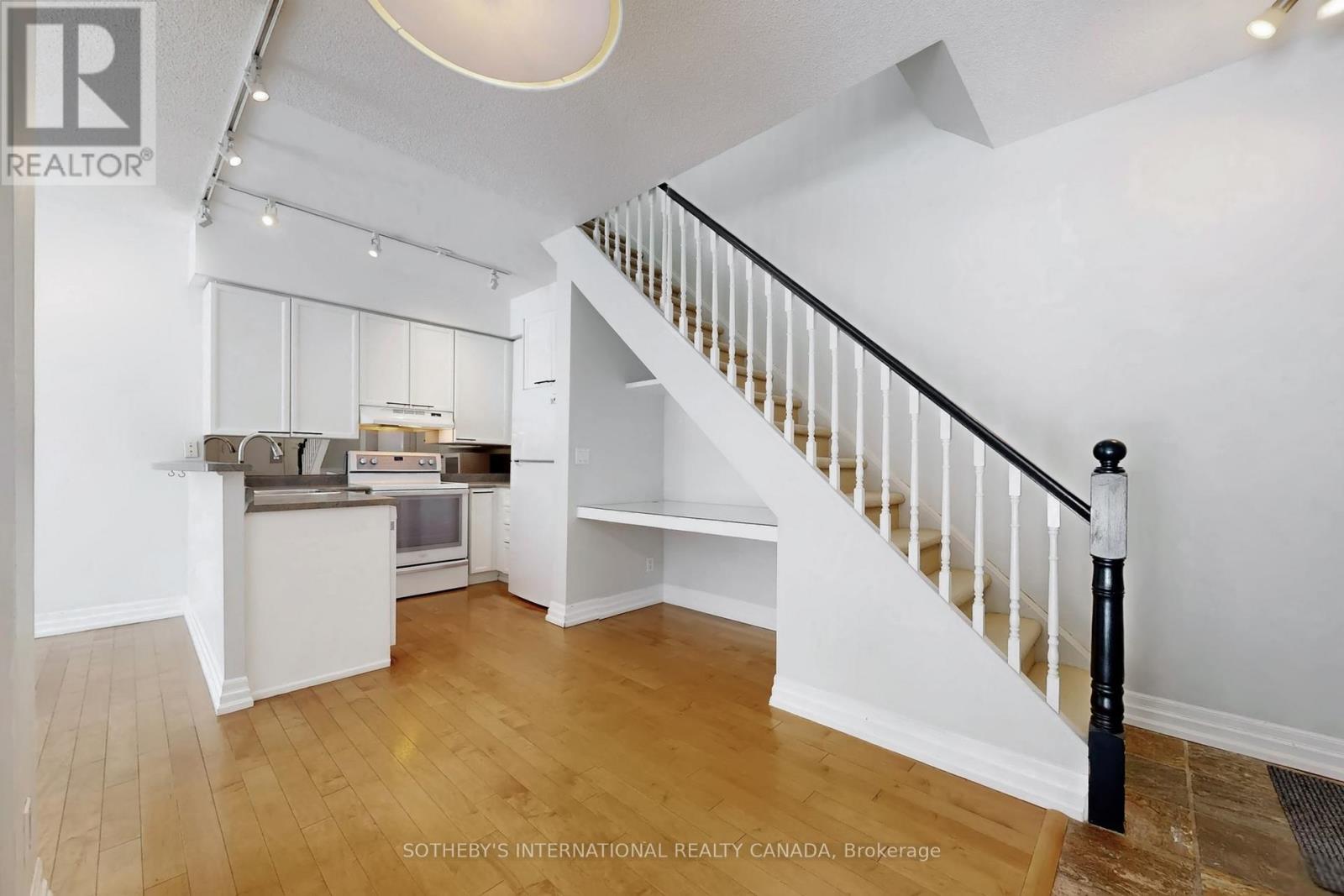 121 - 109 Front Street E, Toronto, Ontario  M5A 4P7 - Photo 12 - C12743150