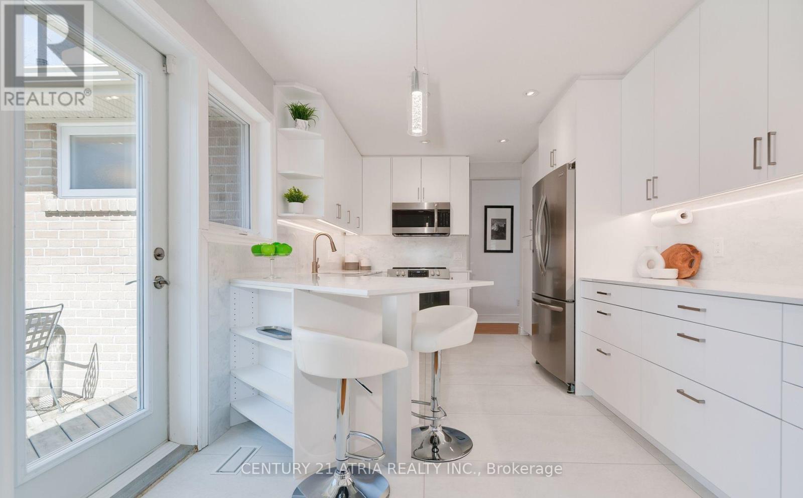 16 Palomino Crescent, Toronto, Ontario  M2K 1W1 - Photo 9 - C12743168