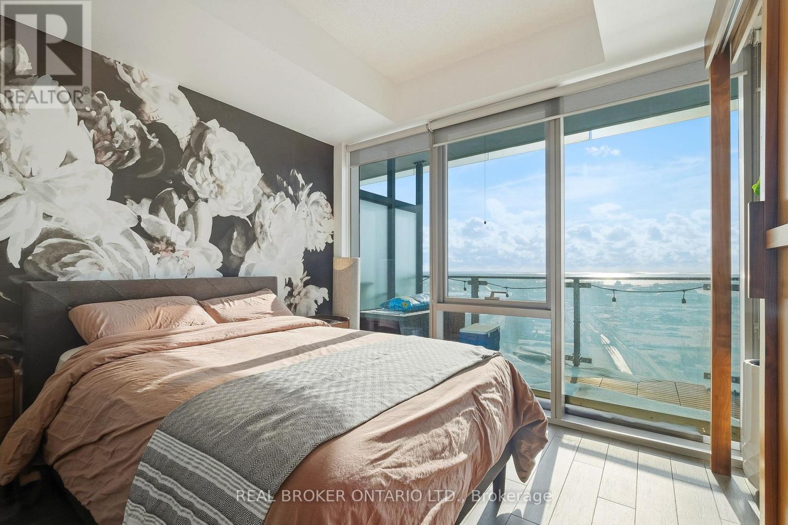 2410 - 390 Cherry Street, Toronto, Ontario  M5A 3L7 - Photo 21 - C12743186