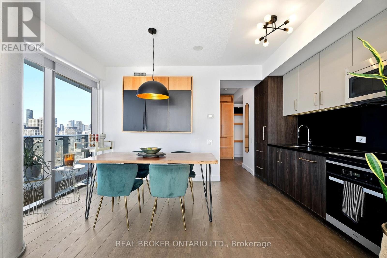 2410 - 390 Cherry Street, Toronto, Ontario  M5A 3L7 - Photo 9 - C12743186