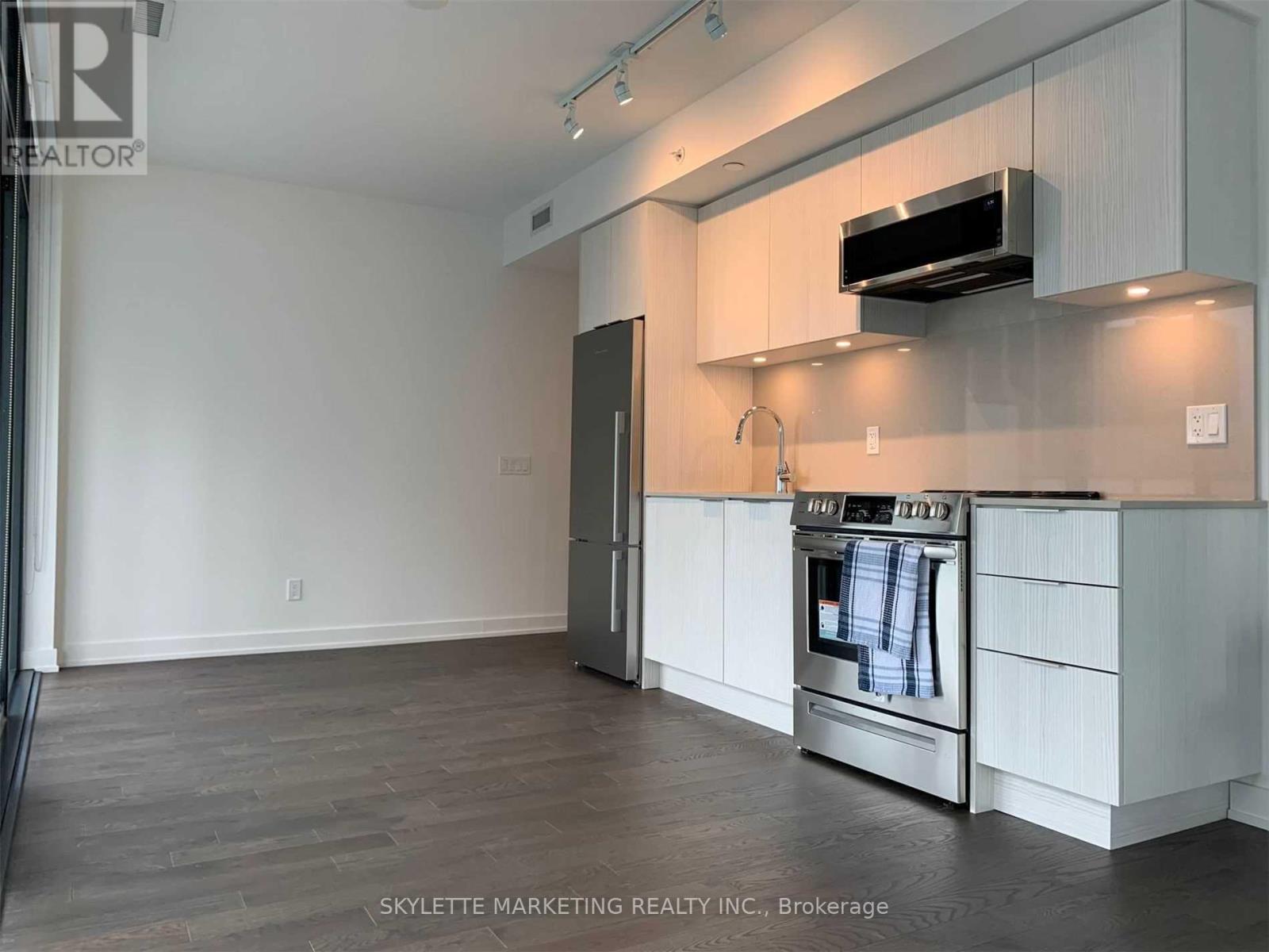 812 - 25 Richmond Street E, Toronto, Ontario  M5C 0A6 - Photo 6 - C12743220