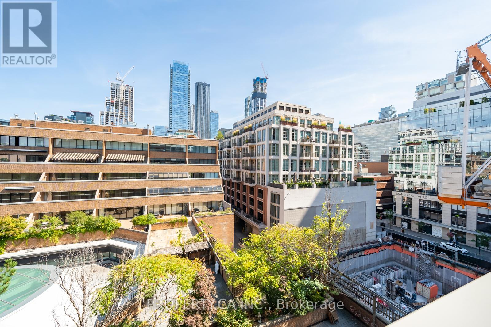 606 - 55a Avenue Road, Toronto, Ontario  M5R 2G3 - Photo 18 - C12743228