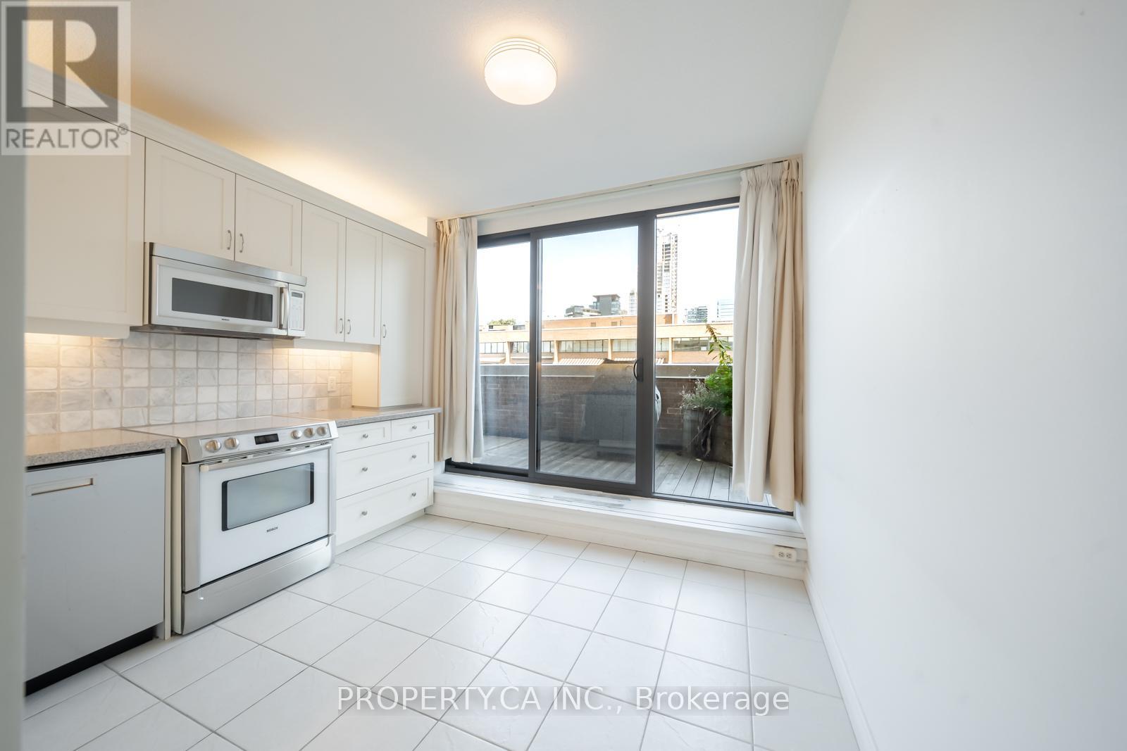 606 - 55a Avenue Road, Toronto, Ontario  M5R 2G3 - Photo 5 - C12743228