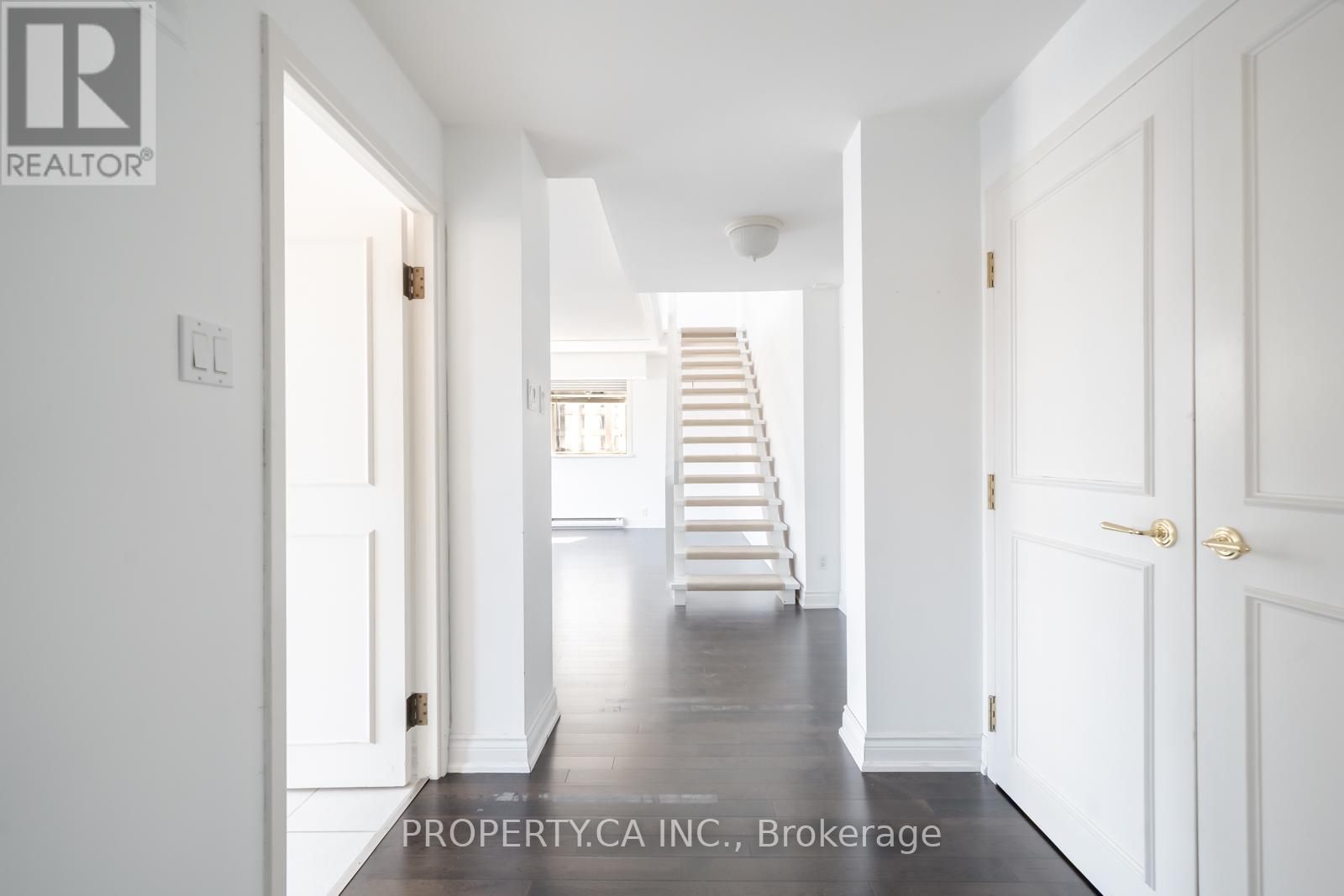 606 - 55a Avenue Road, Toronto, Ontario  M5R 2G3 - Photo 6 - C12743228