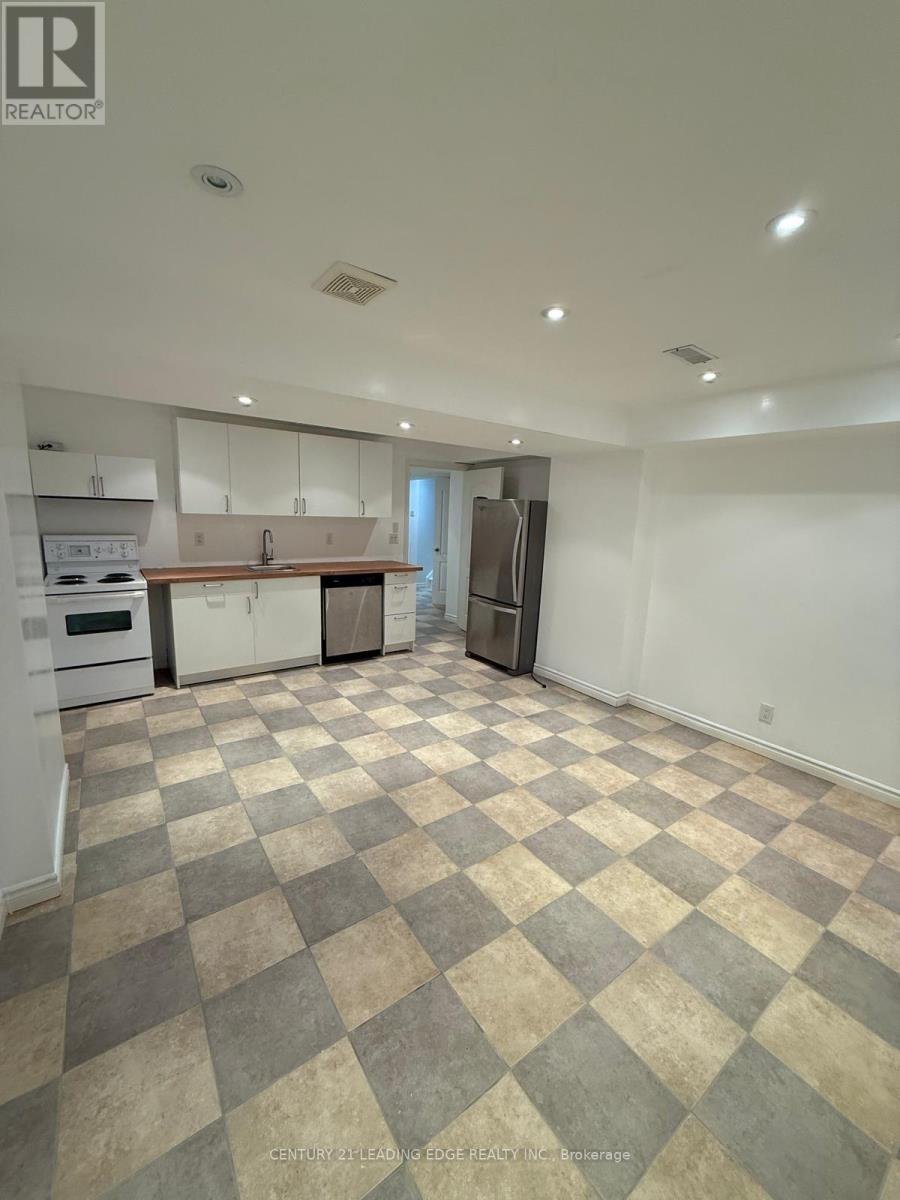 Bsmt - 42 Matthew Drive, Vaughan, Ontario  L4L 9B4 - Photo 3 - N12737582