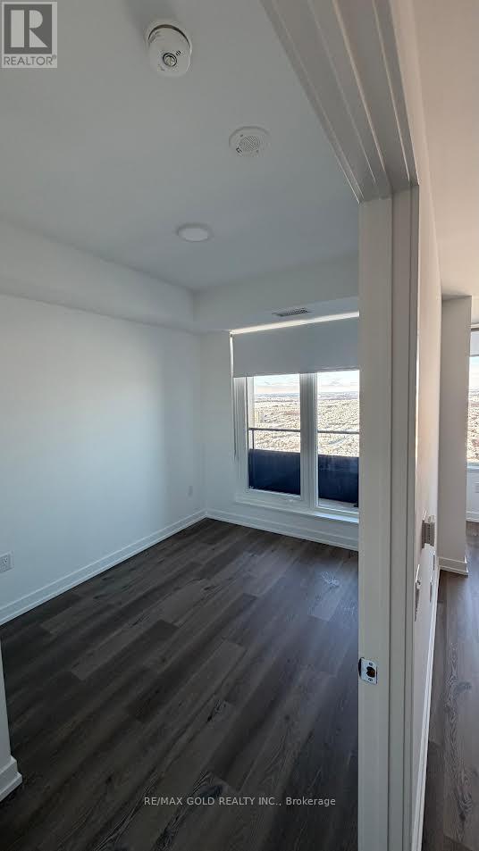 4711 - 395 Square One Drive, Mississauga, Ontario  L5B 0P6 - Photo 11 - W12741710