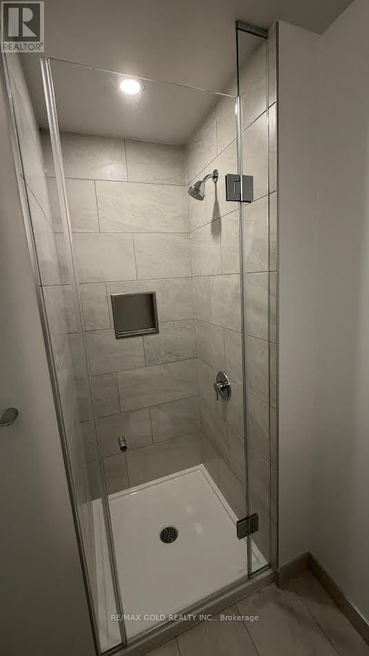 4711 - 395 Square One Drive, Mississauga, Ontario  L5B 0P6 - Photo 9 - W12741710