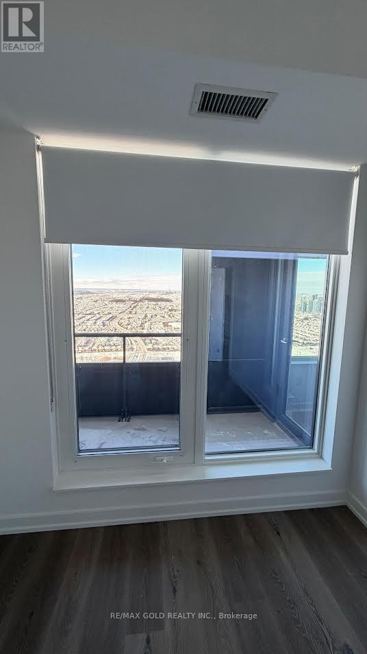 4711 - 395 Square One Drive, Mississauga, Ontario  L5B 0P6 - Photo 6 - W12741710