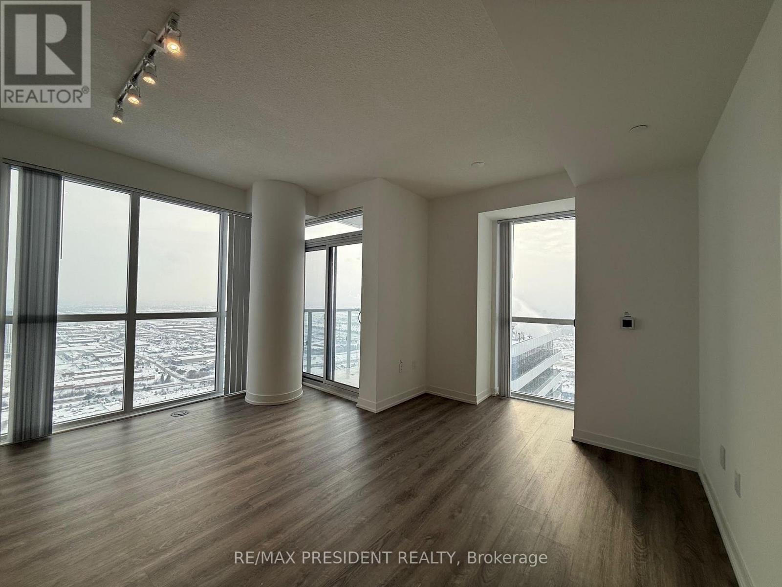 5109 - 8 Interchange Way, Vaughan, Ontario  L4K 0R2 - Photo 6 - N12743196