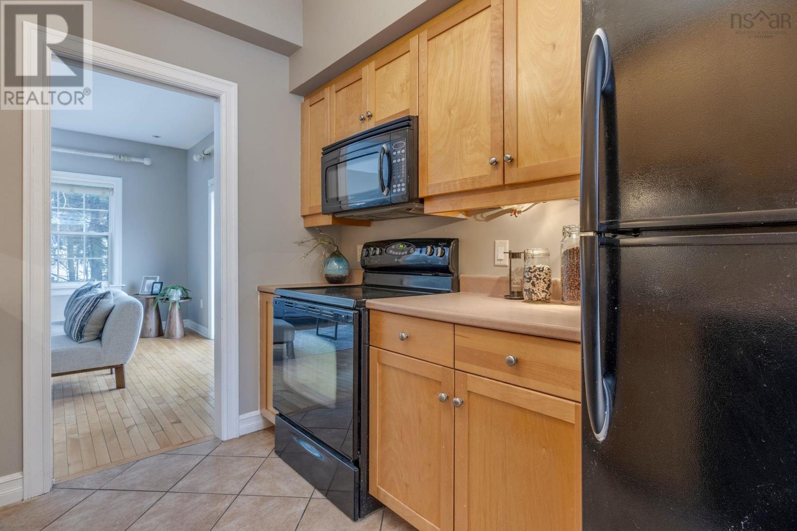 5411 Saunders Lane, Halifax, Nova Scotia  B3K 6S5 - Photo 8 - 202601464