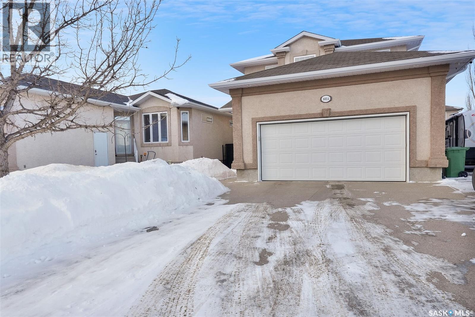 8014 Links Way, Regina, Saskatchewan  S4Y 1A8 - Photo 2 - SK027660