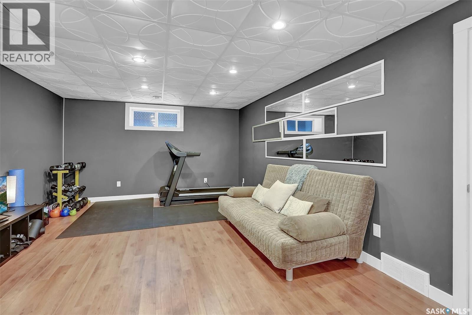 8014 Links Way, Regina, Saskatchewan  S4Y 1A8 - Photo 31 - SK027660