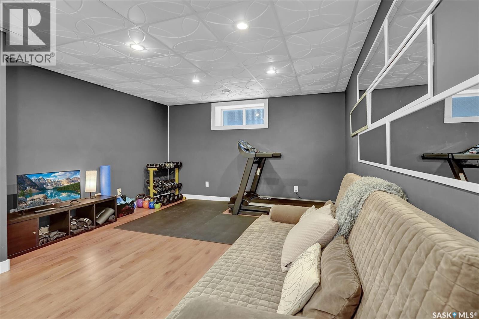 8014 Links Way, Regina, Saskatchewan  S4Y 1A8 - Photo 32 - SK027660