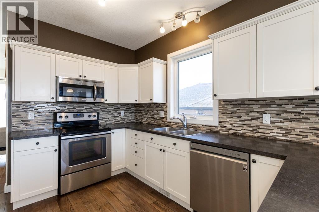 6453 Elmwood Way, Innisfail, Alberta  T4G 0A4 - Photo 8 - A2279505