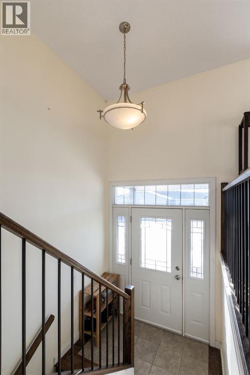 6453 Elmwood Way, Innisfail, Alberta  T4G 0A4 - Photo 3 - A2279505