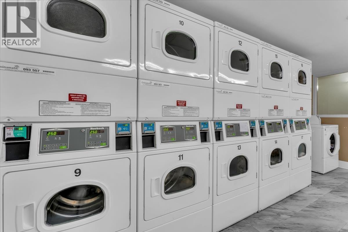 910 3489 Ascot Place, Vancouver, British Columbia V5R 6B6 - Photo 9 - R3084901