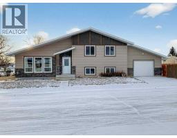 10 Trent Road W, Lethbridge, Alberta