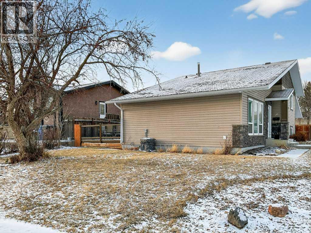 10 Trent Road W, Lethbridge, Alberta  T1K 4N2 - Photo 39 - A2282563