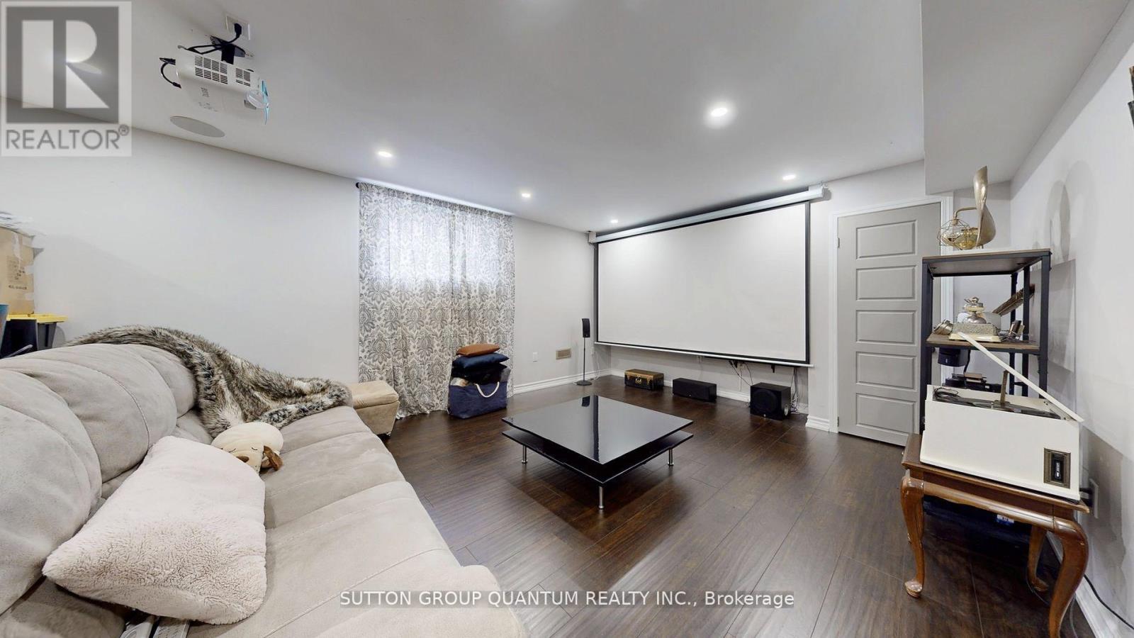 4 Brethby Street, Caledon, Ontario  L7C 3W2 - Photo 38 - W12663656