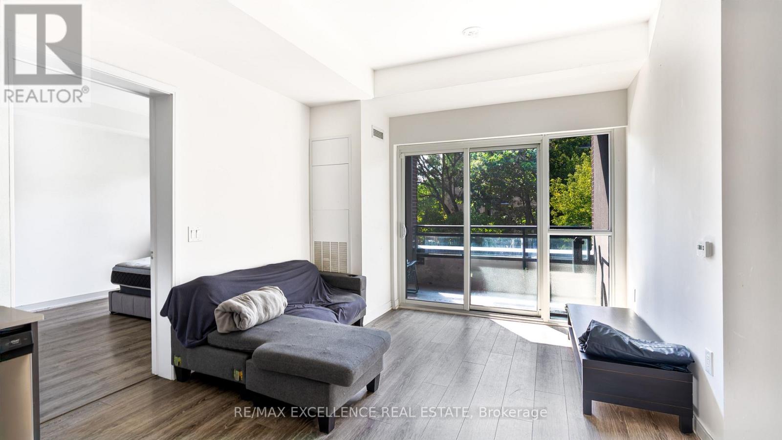 507 - 25 Neighbourhood Lane, Toronto, Ontario  M8Y 0C4 - Photo 5 - W12743124