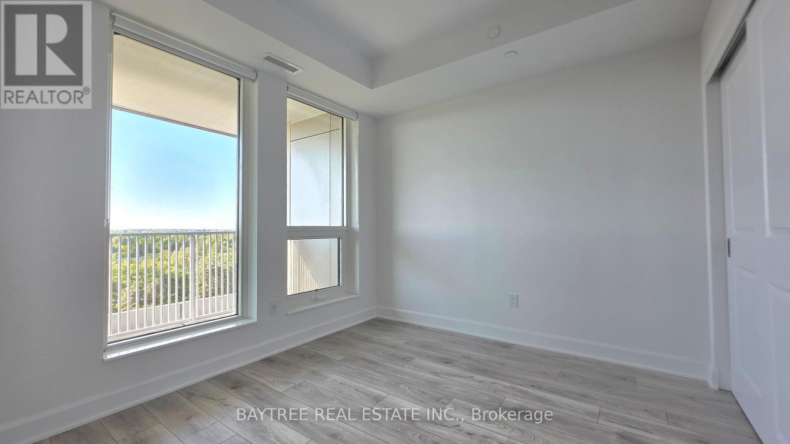 1905 - 3240 William Coltson Avenue, Oakville, Ontario  L6H 0X1 - Photo 8 - W12743148