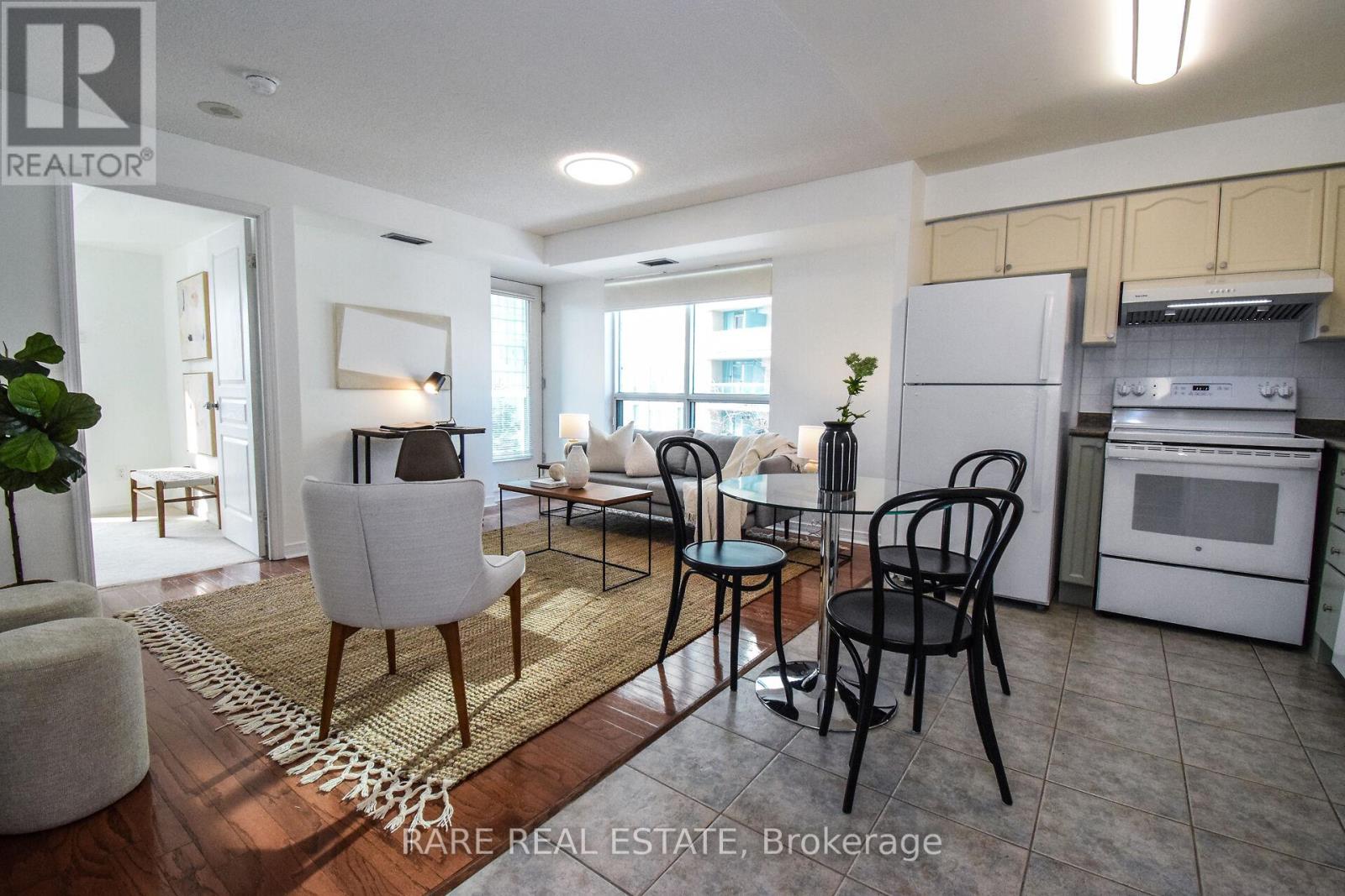 509 - 2545 Erin Centre Boulevard, Mississauga, Ontario  L5N 6Z9 - Photo 3 - W12743176