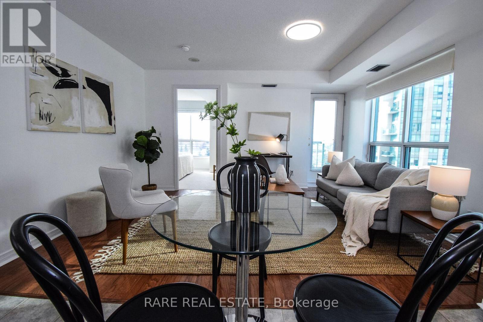 509 - 2545 Erin Centre Boulevard, Mississauga, Ontario  L5N 6Z9 - Photo 4 - W12743176