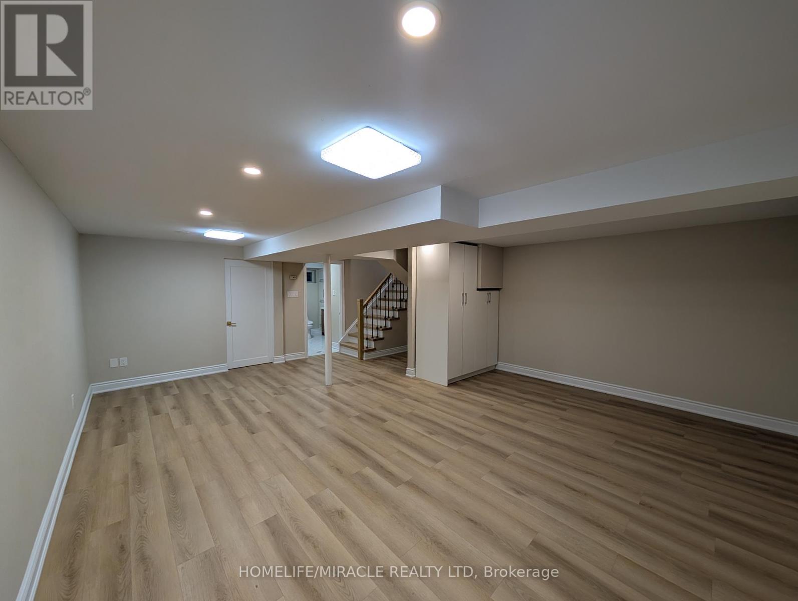 15 Athlone Avenue, Brampton, Ontario  L6T 2N5 - Photo 14 - W12743206