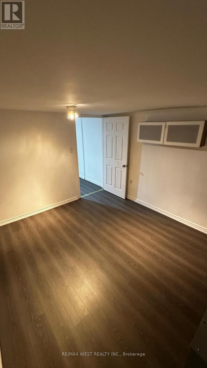 7 - 93 Windermere Avenue, Toronto, Ontario  M6S 3J3 - Photo 13 - W12743216