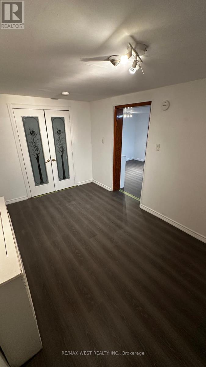 7 - 93 Windermere Avenue, Toronto, Ontario  M6S 3J3 - Photo 2 - W12743216