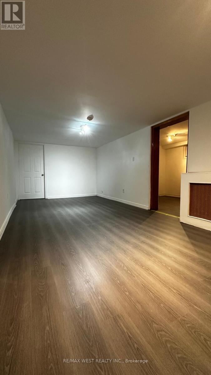 7 - 93 Windermere Avenue, Toronto, Ontario  M6S 3J3 - Photo 4 - W12743216