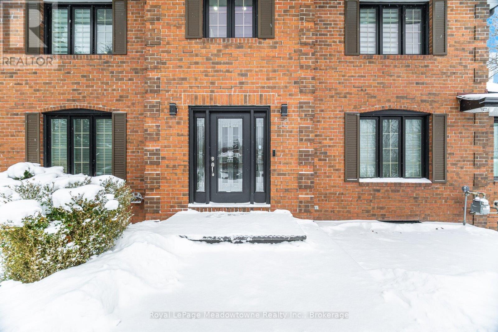 170 Crawford Crescent, Milton, Ontario  L0P 1B0 - Photo 2 - W12743260