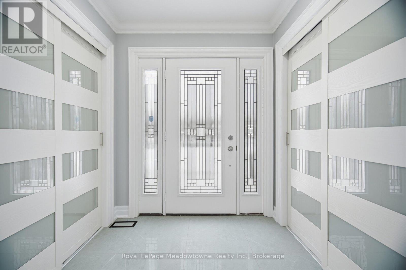 170 Crawford Crescent, Milton, Ontario  L0P 1B0 - Photo 3 - W12743260