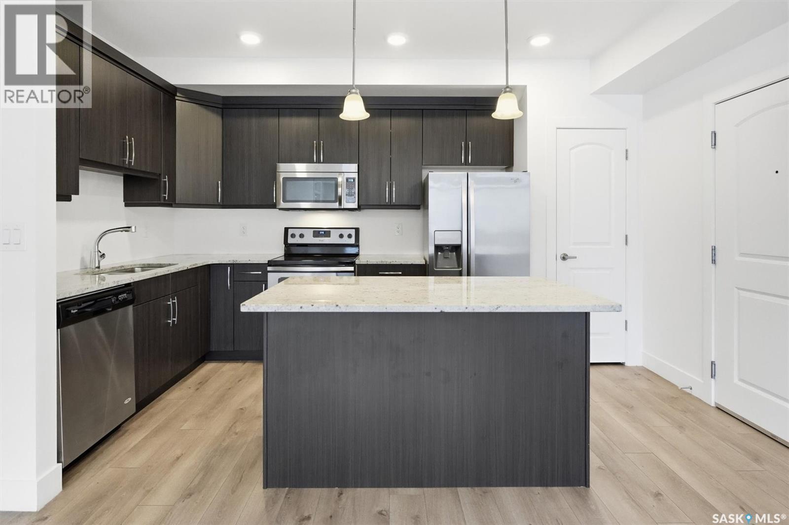 105 770 Childers Crescent, Saskatoon, Saskatchewan  S7L 6W1 - Photo 4 - SK027696