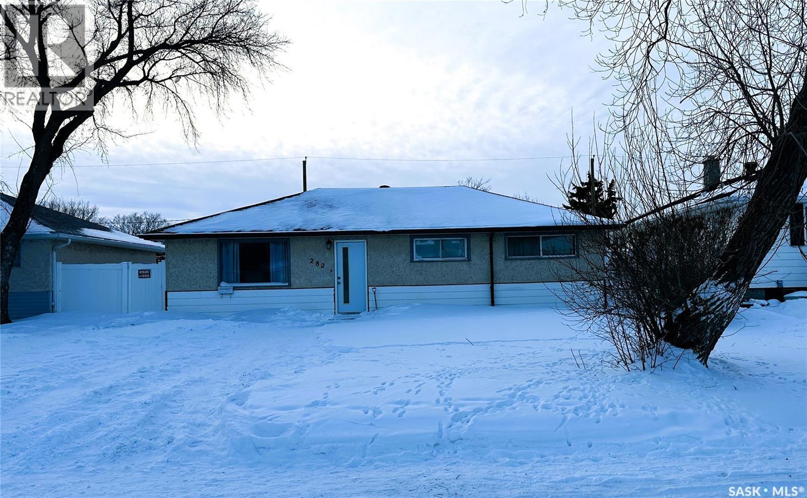 282 Scarth Street N, Regina, Saskatchewan  S4R 2Z5 - Photo 2 - SK027632