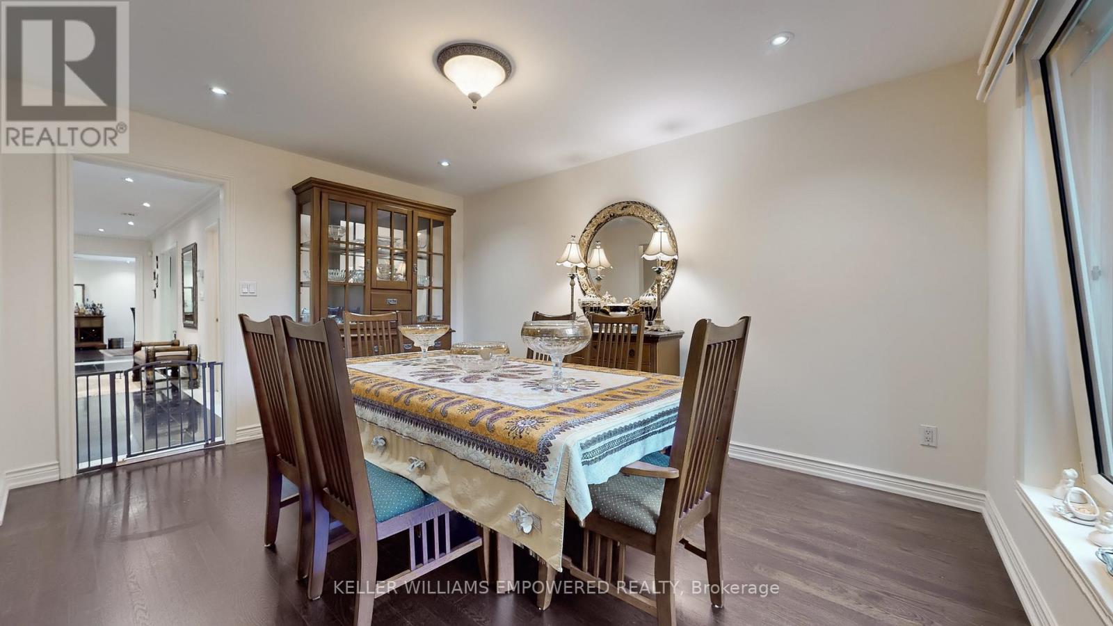 788 Woodland Acres Crescent, Vaughan, Ontario  L6A 1G2 - Photo 15 - N12274830