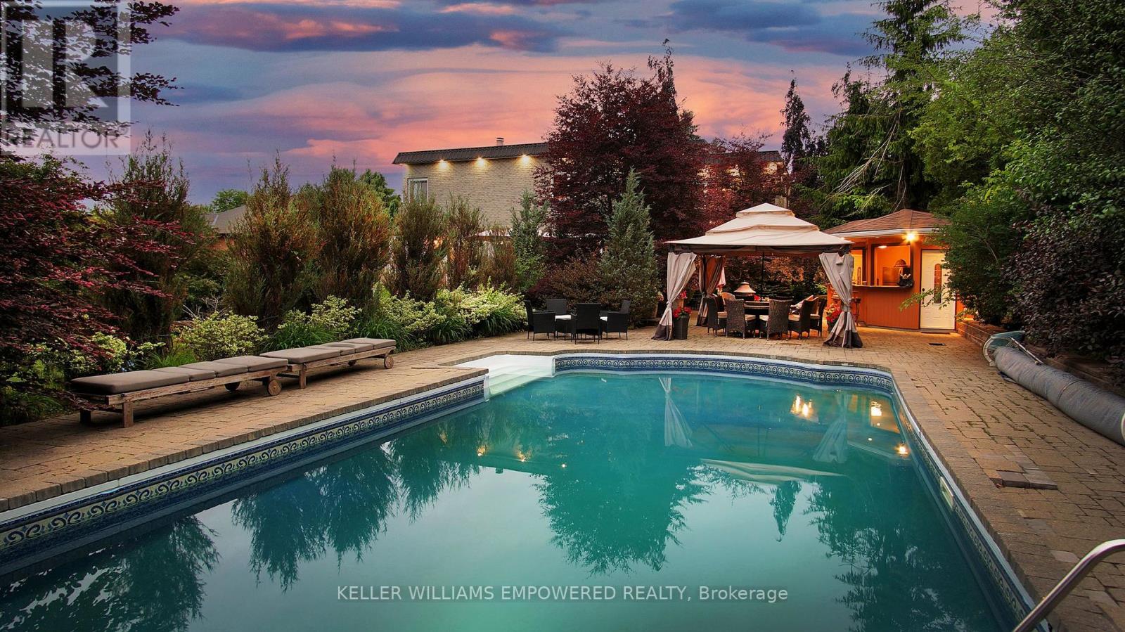 788 Woodland Acres Crescent, Vaughan, Ontario  L6A 1G2 - Photo 4 - N12274830