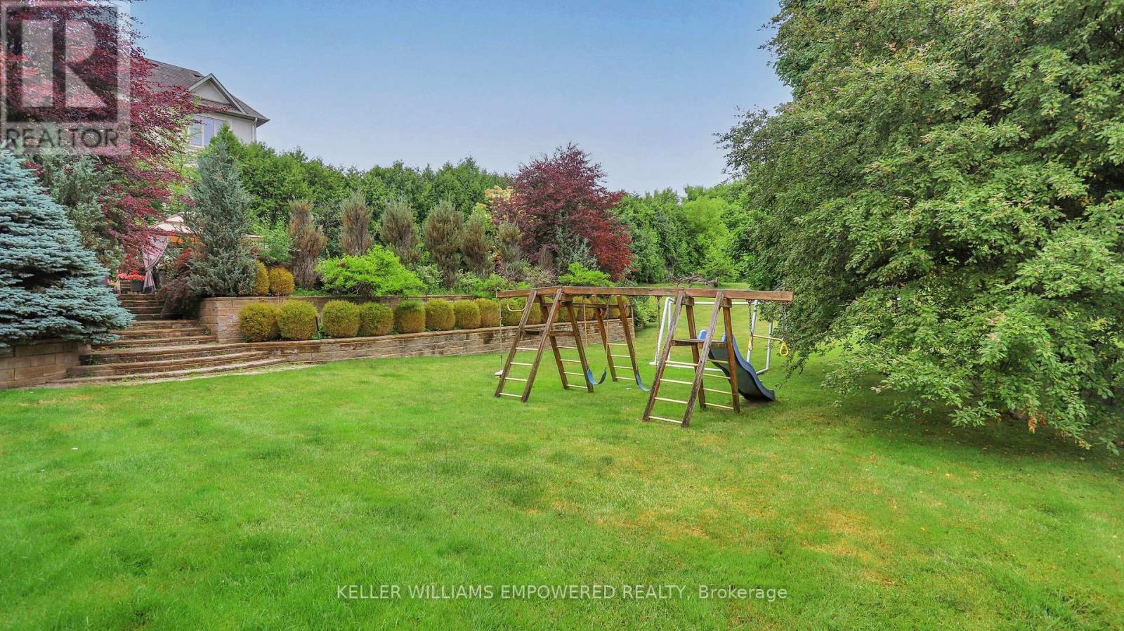 788 Woodland Acres Crescent, Vaughan, Ontario  L6A 1G2 - Photo 48 - N12274830