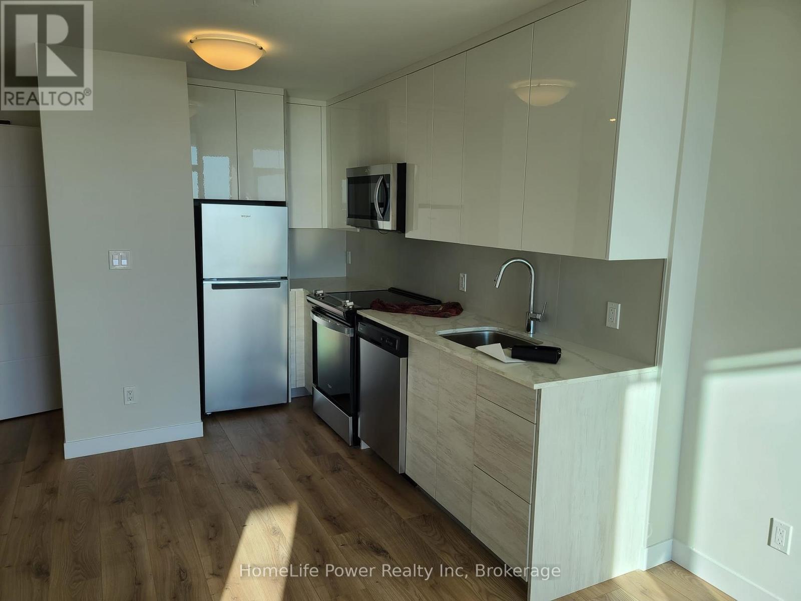 1412 - 60 Frederick Street, Kitchener, Ontario  N2H 0C7 - Photo 7 - X12741868