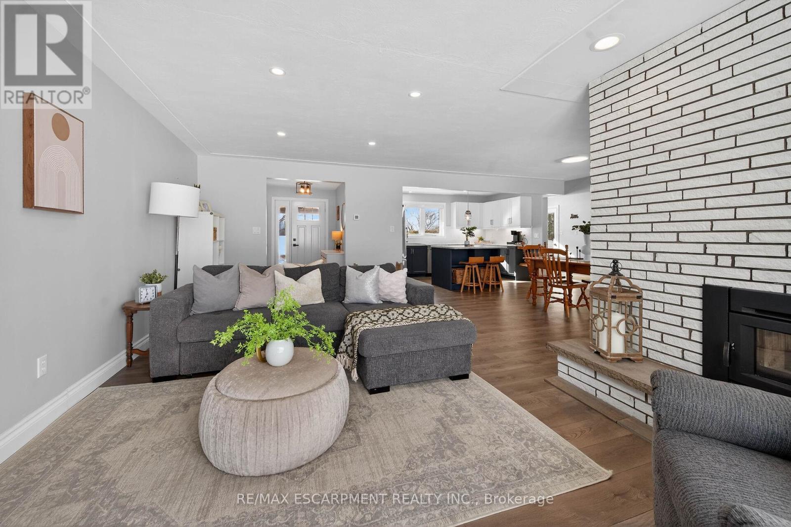 4024 River Road, Haldimand, Ontario  N3W 1T6 - Photo 12 - X12743208