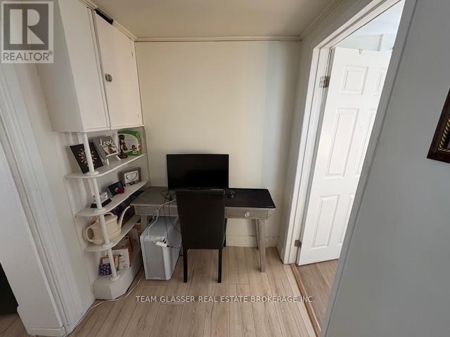 269 Richmond Street, North Middlesex, Ontario  N0M 2K0 - Photo 8 - X12743340