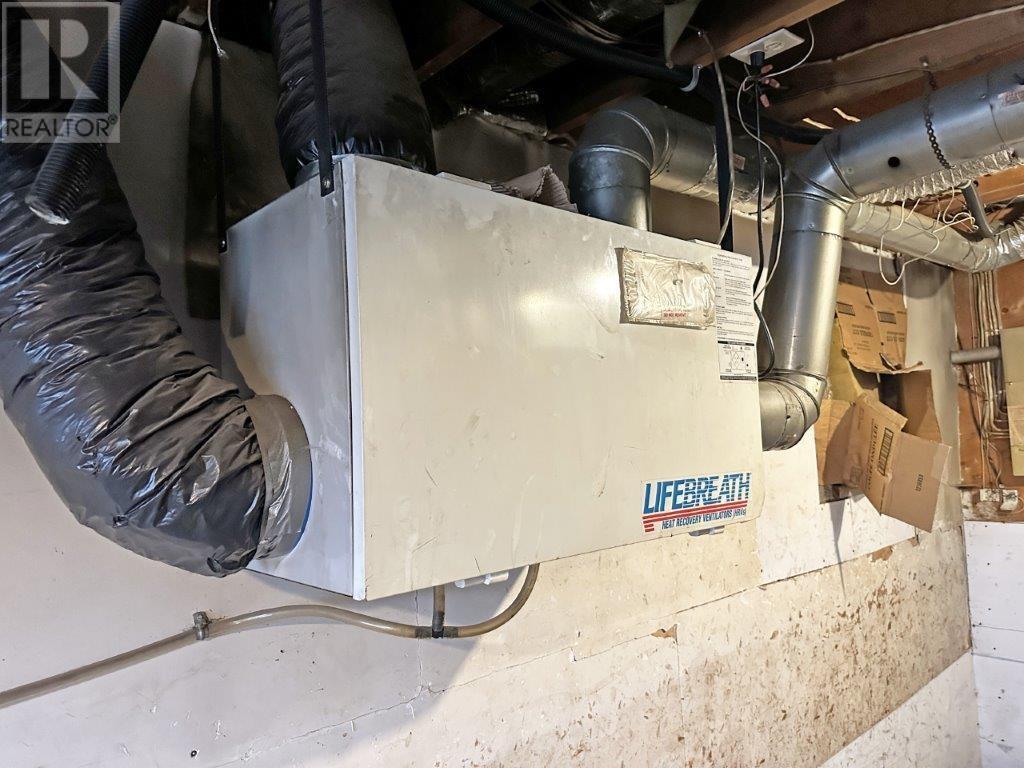 406 Mackie Dr, Nakina, Ontario  P0T 2H0 - Photo 33 - TB250814