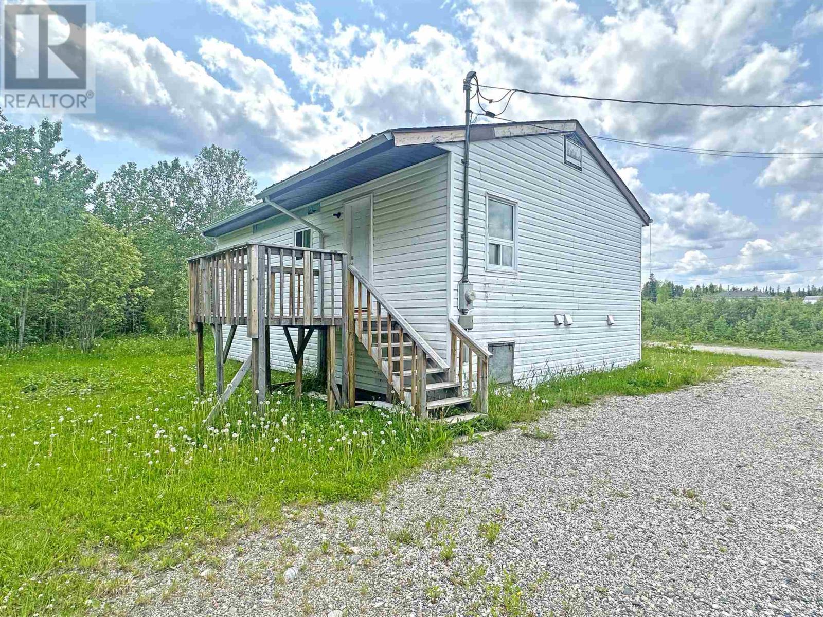 406 Mackie Dr, Nakina, Ontario  P0T 2H0 - Photo 39 - TB250814