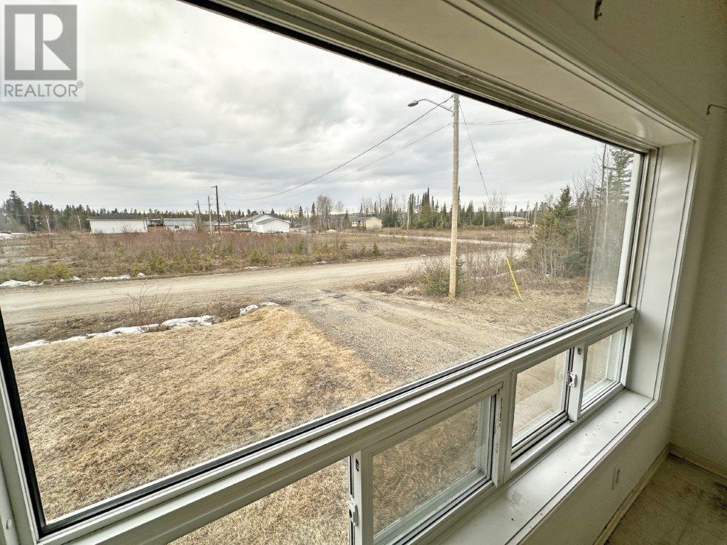 406 Mackie Dr, Nakina, Ontario  P0T 2H0 - Photo 8 - TB250814