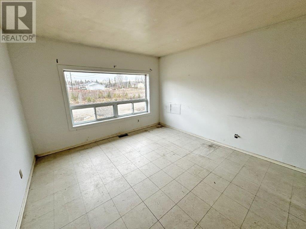 406 Mackie Dr, Nakina, Ontario  P0T 2H0 - Photo 6 - TB250814