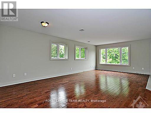 Level 1 - 1100 Hollington Street, Ottawa, Ontario  K1Z 8J9 - Photo 19 - X12743320