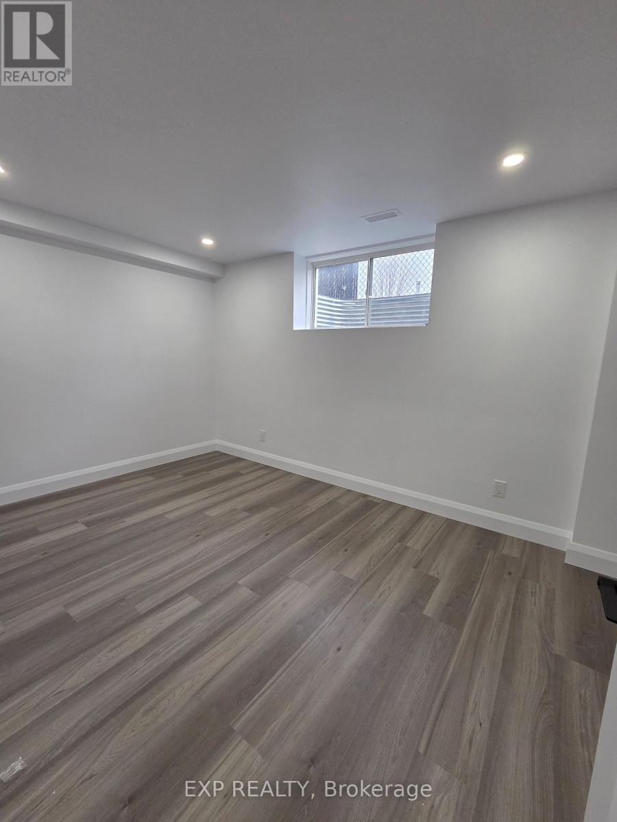 #b - 180 Chenoa Way, Ottawa, Ontario  K2J 0M4 - Photo 4 - X12743342